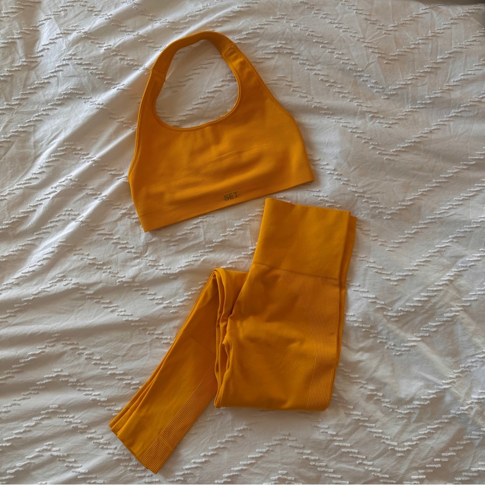 SET Active x Madelyn Cline Sculptflex Set